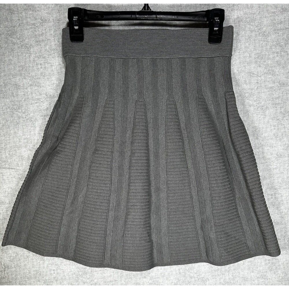 NWT Ann Taylor Petite Stitched Flare Sweater Skirt Gray Size XSmall Petite